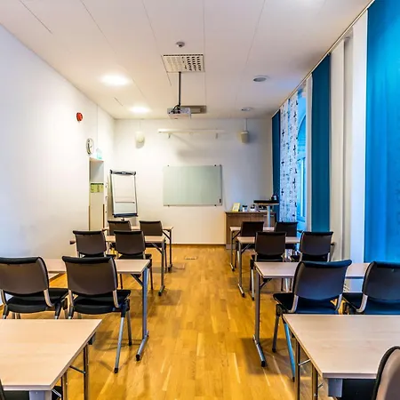 Scandic Stortorget 4*